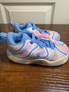 NWOB Jordan Toddler Tatum 3 Basketball Shoes Size 6